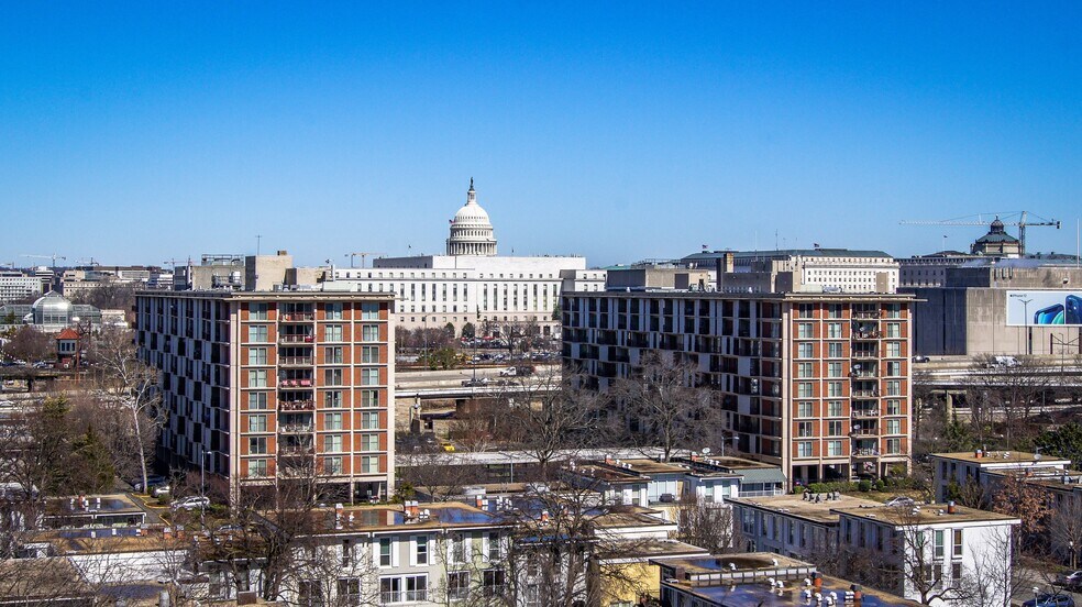 101-103 G St SW, Washington, DC à vendre - Photo de l’immeuble – Image 1 sur 69