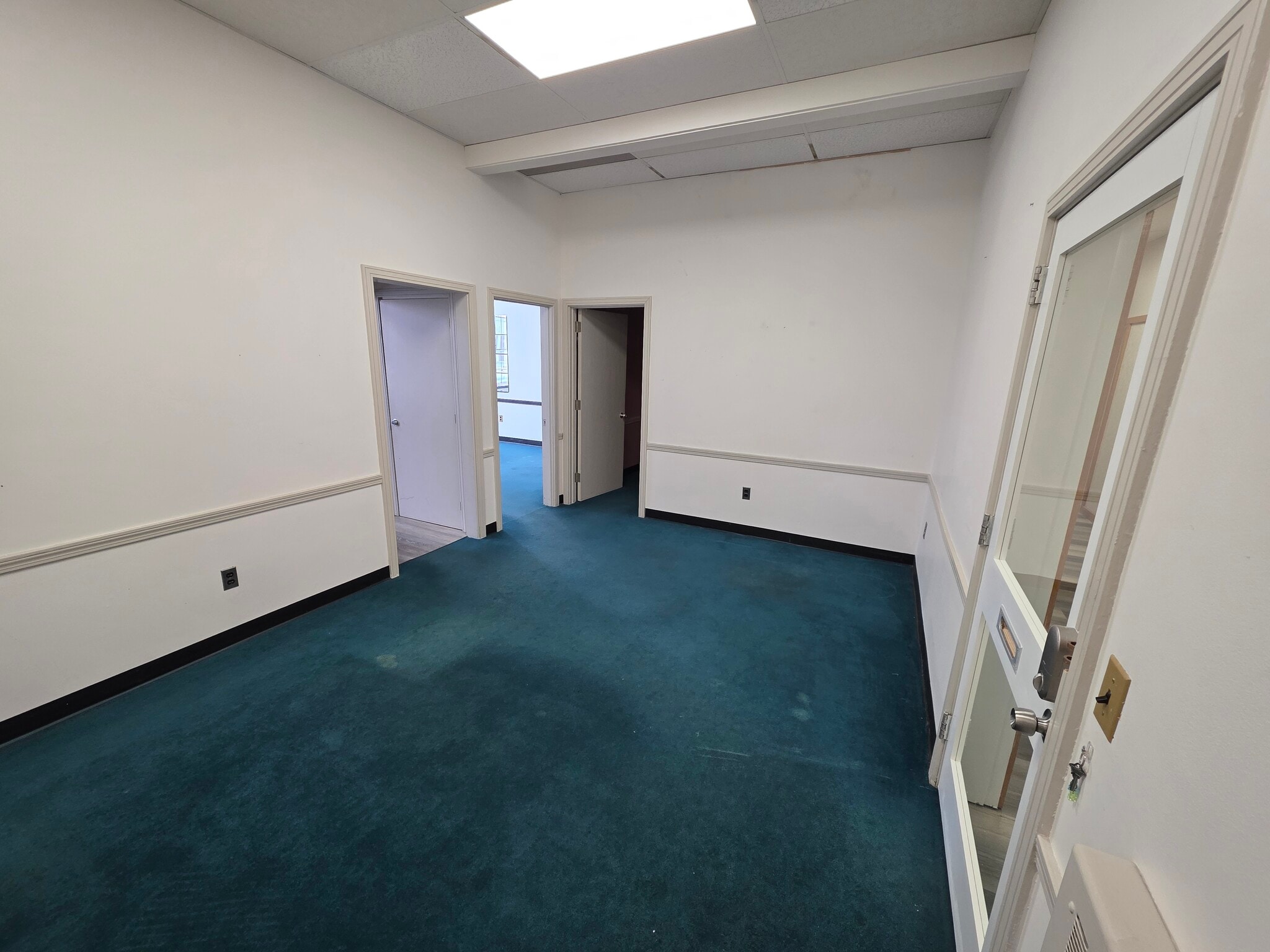 127-137 Main St, Nashua, NH à louer Photo intérieure– Image 1 sur 12