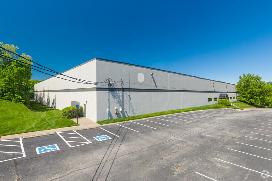 1375 Heil Quaker Blvd, La Vergne, TN à louer - Photo de l’immeuble – Image 2 sur 5