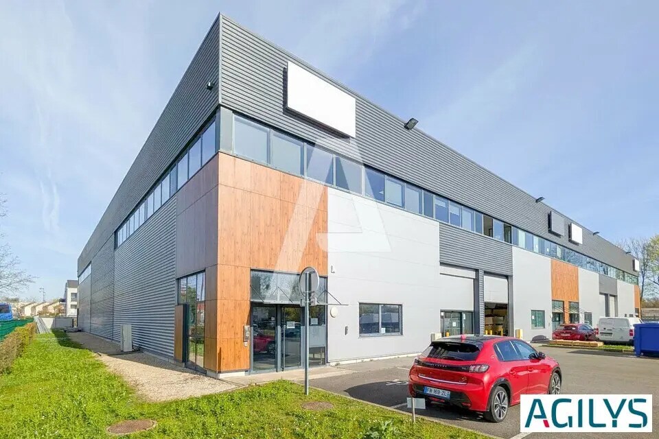 Local d’activités dans Viry-Châtillon à louer Photo de l’immeuble– Image 1 sur 13