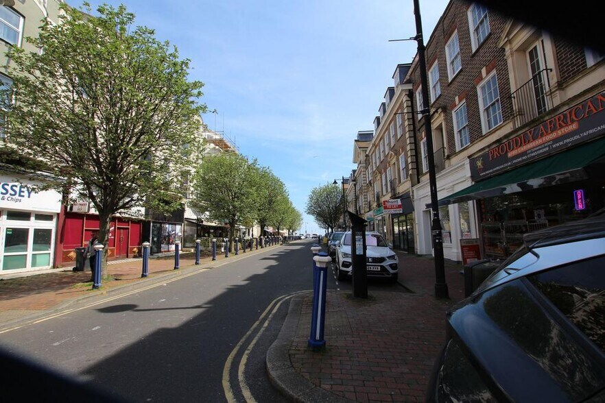195-199 Terminus Rd, Eastbourne à louer - Photo de l’immeuble – Image 2 sur 14