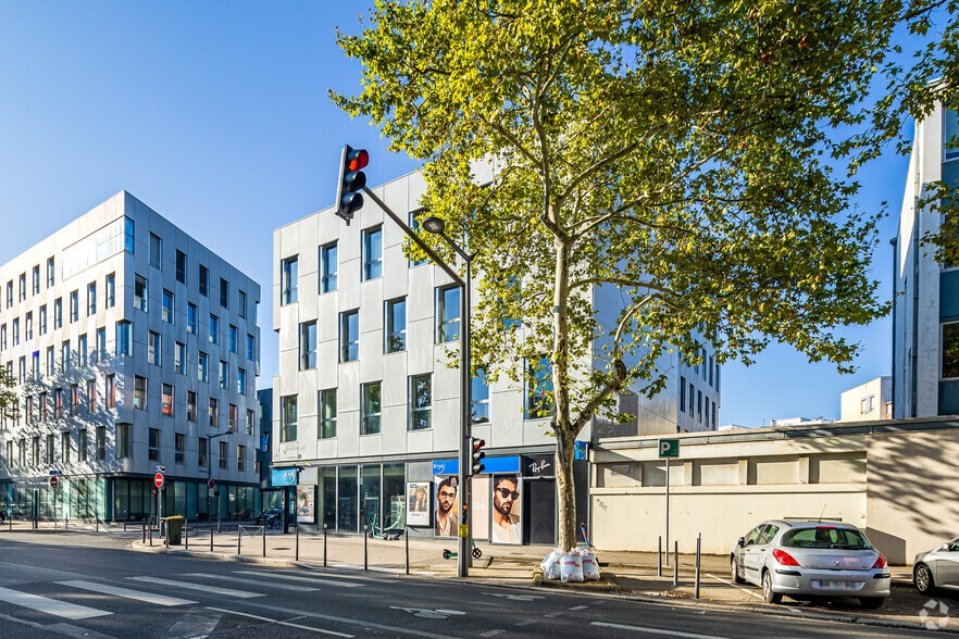 Bureau dans Lyon à louer - Photo de l’immeuble – Image 2 sur 3