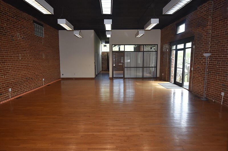804 Central Ave, Chattanooga, TN à louer - Photo intérieure – Image 2 sur 5
