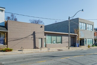 Plus de détails pour 914 Eastern Ave, Toronto, ON - Local commercial à vendre