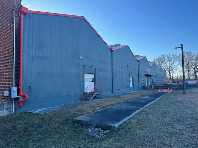 4999 Enka Hwy, Morristown, TN à louer - Photo de l’immeuble – Image 2 sur 4