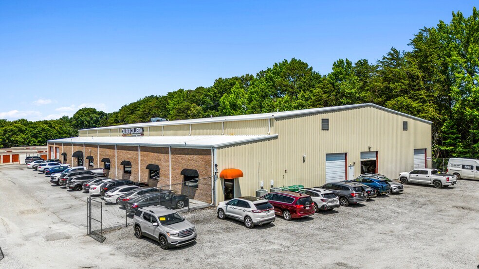3133 Wade Hampton Blvd, Taylors, SC à vendre - Photo de l’immeuble – Image 3 sur 3