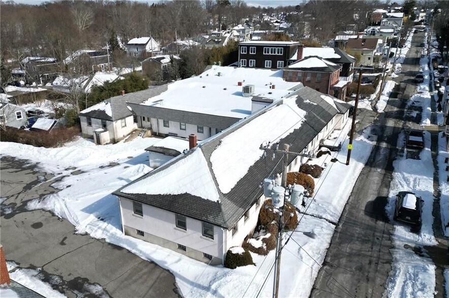 0 Sheffield Ave, Newport, RI à vendre - Photo principale – Image 1 sur 15