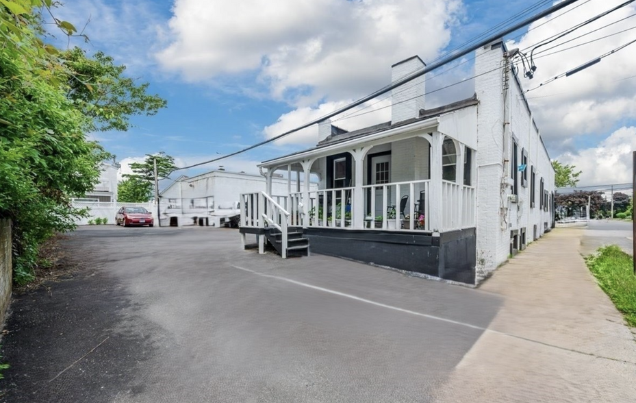 2001 Park St, Atlantic Beach, NY à vendre - Photo de l’immeuble – Image 3 sur 13