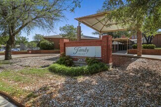Plus de détails pour 2601 Tandy Ave, Fort Worth, TX - Santé à vendre