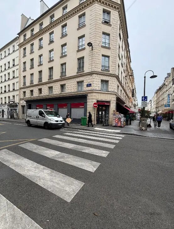 Local commercial dans Paris à louer Photo de l’immeuble– Image 1 sur 4