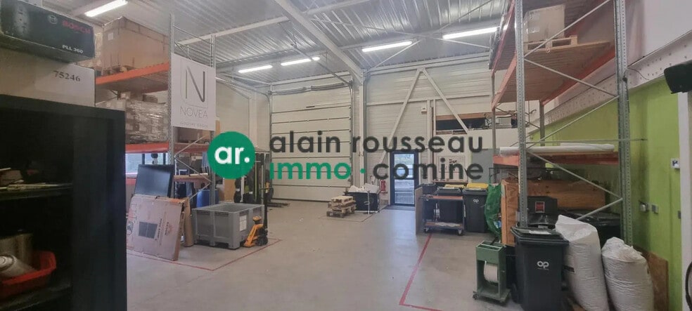 Local d’activités dans Beaucouzé à louer - Photo de l’immeuble – Image 3 sur 4