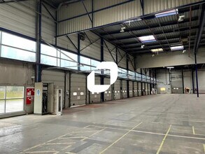 Industriel/Logistique dans Roissy-en-France à louer Photo intérieure– Image 1 sur 4