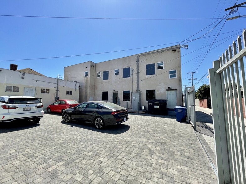 827 E Jefferson Blvd, Los Angeles, CA à louer - Autre – Image 2 sur 44