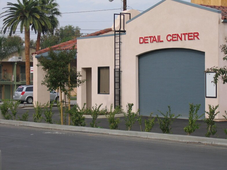 870 S Citrus Ave, Azusa, CA à vendre - Photo de l’immeuble – Image 2 sur 16