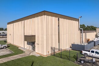 Plus de détails pour 7638 Spring Cypress Rd, Spring, TX - Bureau à vendre