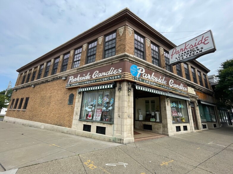 3208 Main St, Buffalo, NY à vendre - Photo de l’immeuble – Image 1 sur 7
