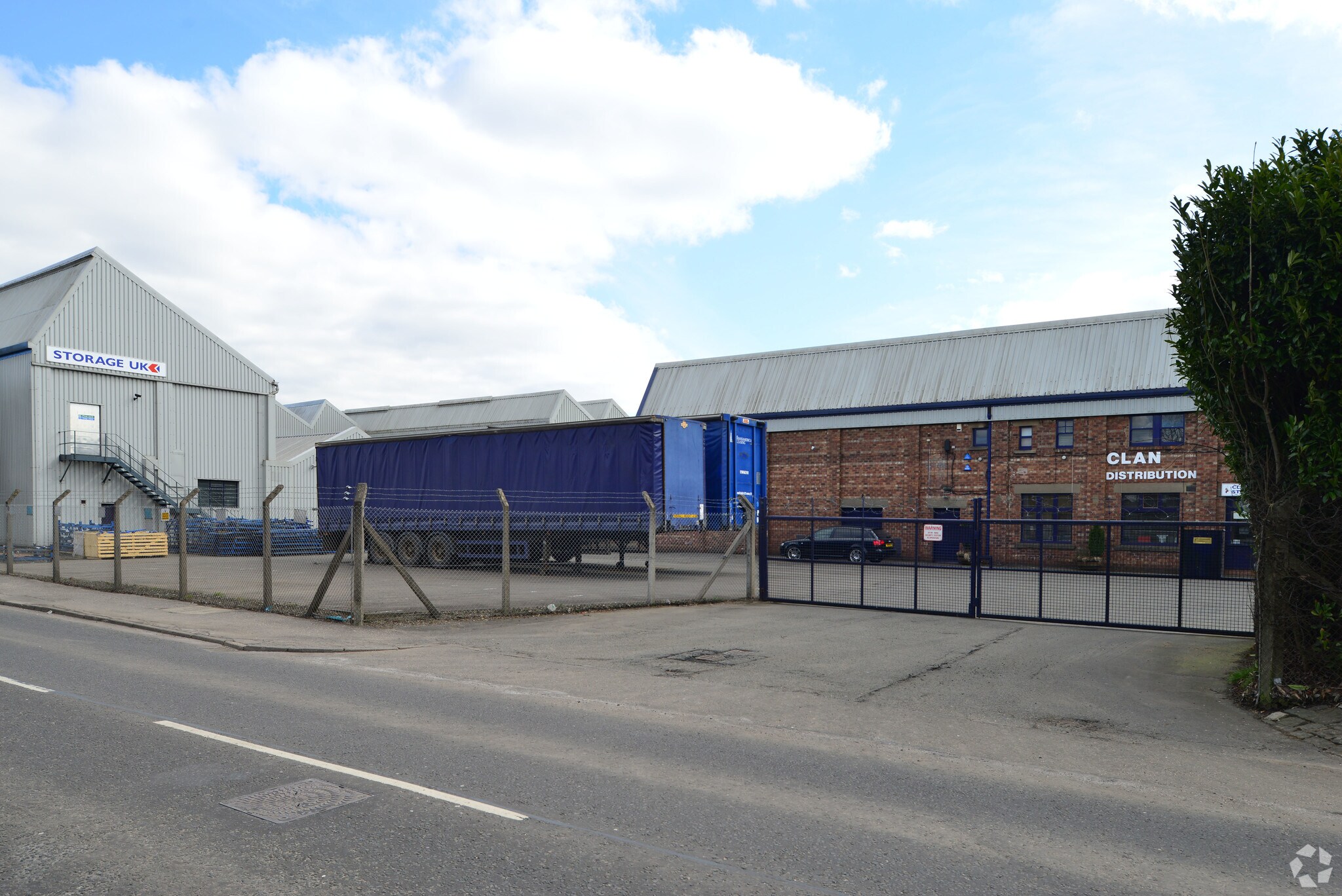 Seabegs Rd, Bonnybridge à louer Photo principale– Image 1 sur 3
