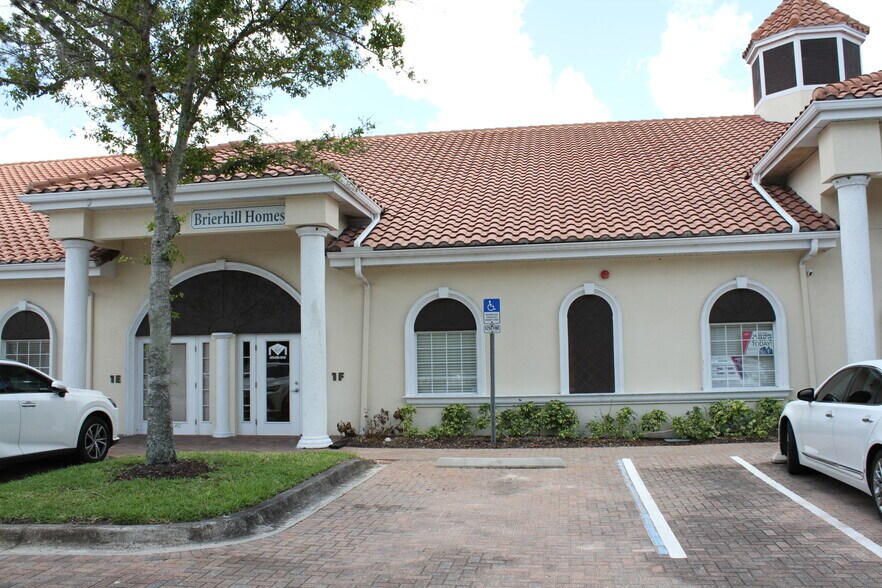 1507 Park Center Dr, Orlando, FL à louer - Photo de l’immeuble – Image 2 sur 40