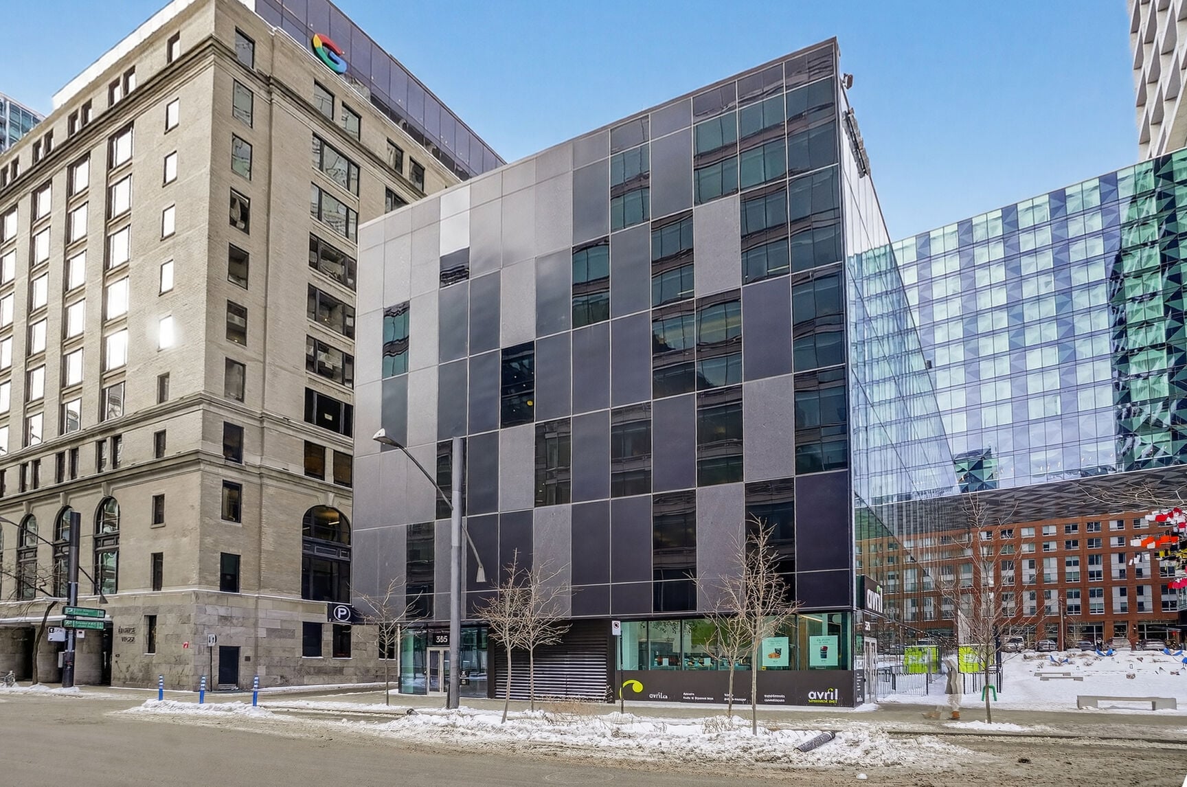 385 Viger Avenue W Humaniti, Montréal, QC à louer Photo principale– Image 1 sur 10