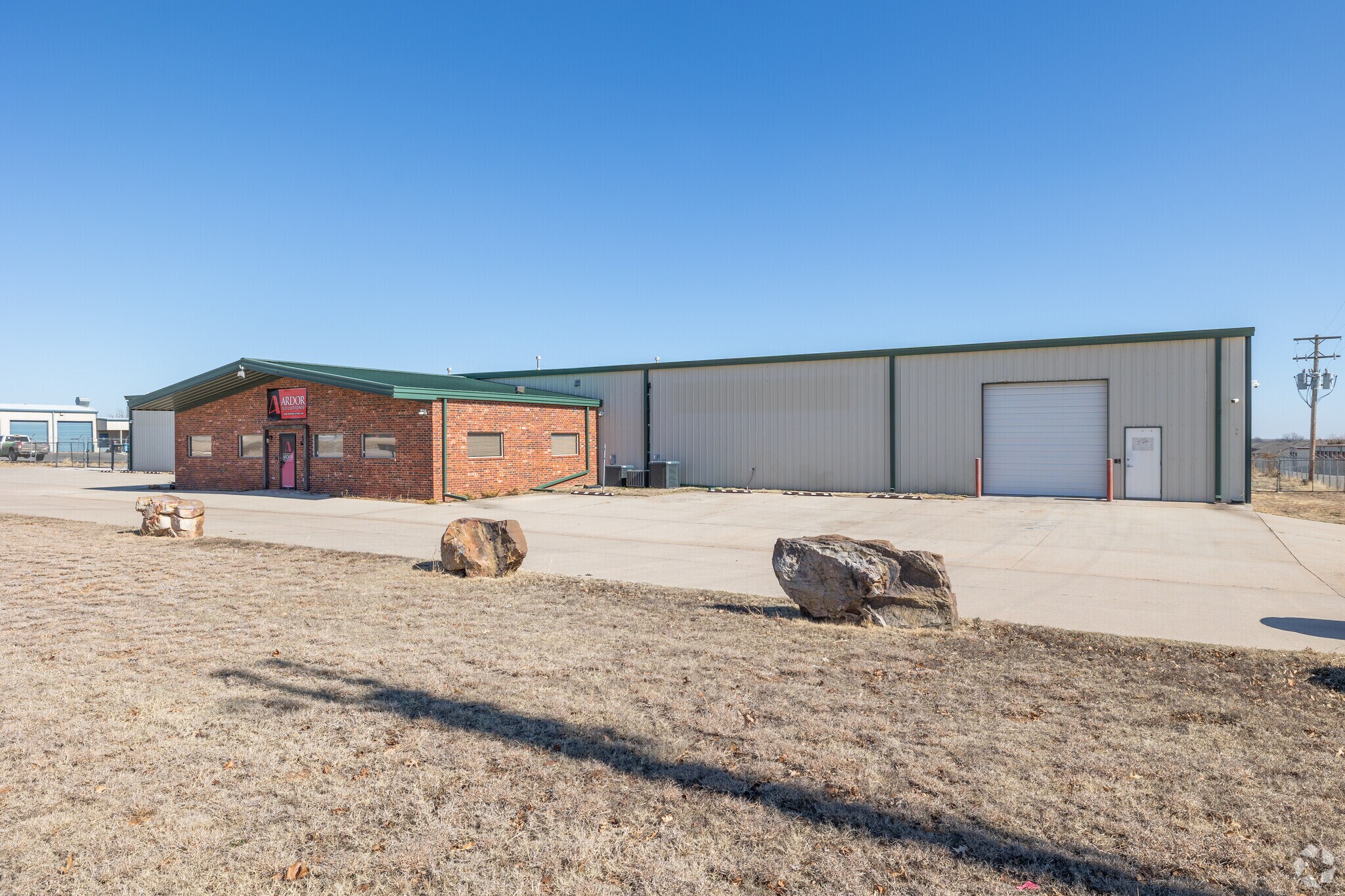 602 S Main St, Newcastle, OK à vendre Photo principale– Image 1 sur 6