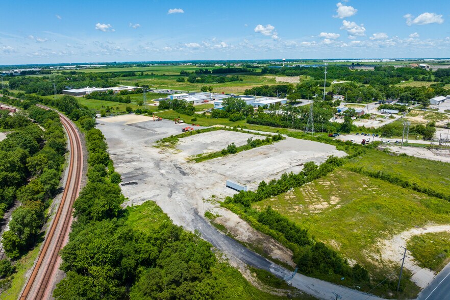2205 Broadway Hl, Crest Hill, IL à vendre - Photo principale – Image 3 sur 4