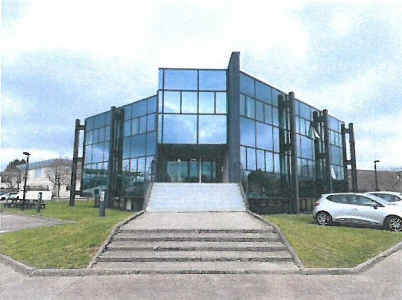 Bureau dans Mont-Saint-Aignan à louer Photo de l’immeuble– Image 1 sur 8