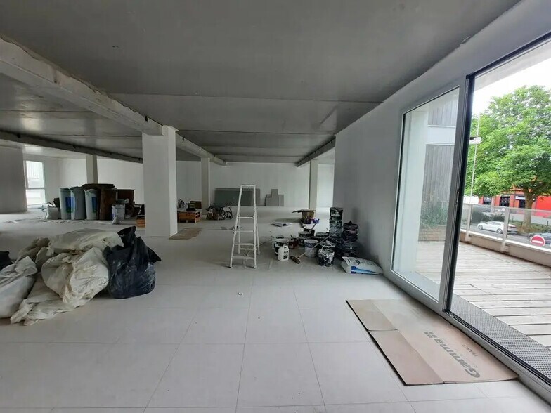 Bureau dans Rouen à louer - Photo de l’immeuble – Image 2 sur 11