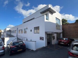 Plus de détails pour 9 Sydenham Rd, Guildford - Bureau à louer