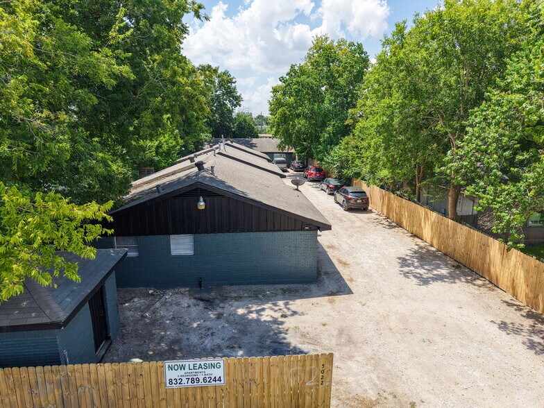 5022 Mallow St, Houston, TX à vendre - Photo de l’immeuble – Image 2 sur 30