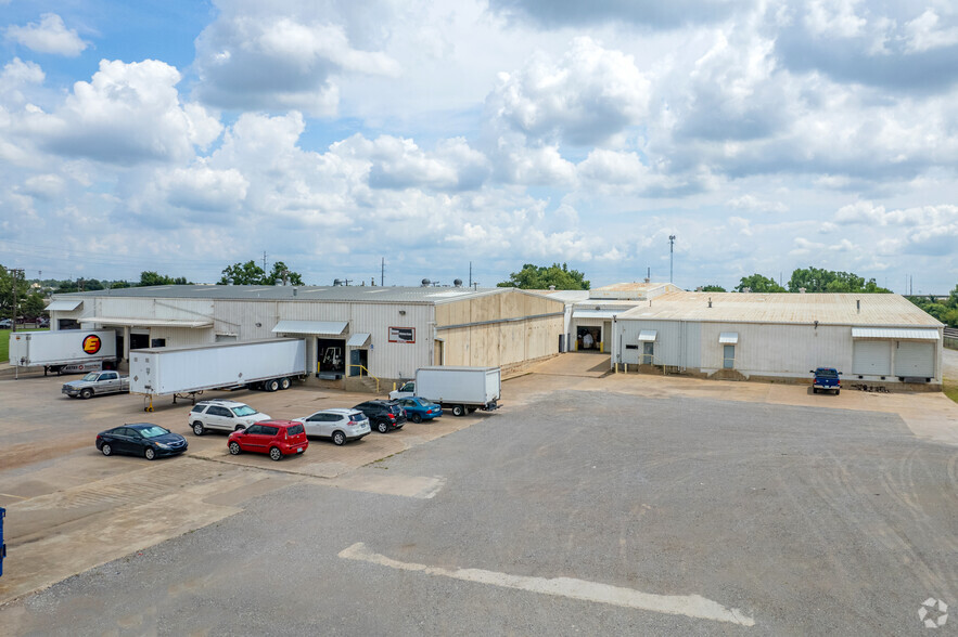 301 N Rhode Island Ave, Oklahoma City, OK à louer - Photo de l’immeuble – Image 2 sur 9