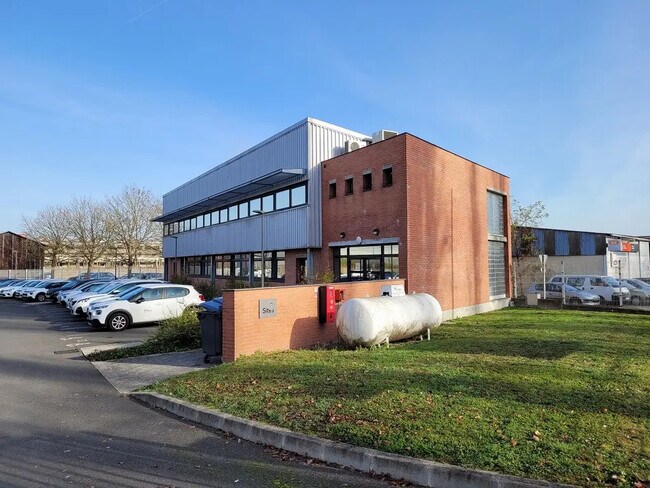 Plus de détails pour Bureau à louer