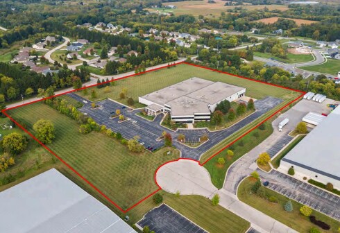 W209N17500 Industrial Dr, Jackson, WI à vendre - Aérien – Image 3 sur 13