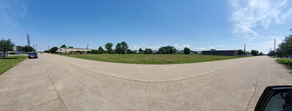 18702 N Rankin Cir, Houston, TX à vendre - Photo de l’immeuble – Image 3 sur 7