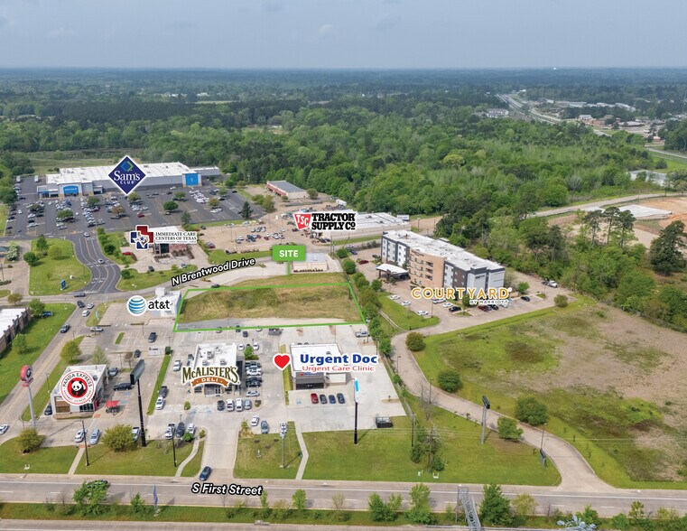 510 & 514 N Brentwood Drive, Lufkin, TX à vendre - Aérien – Image 2 sur 5