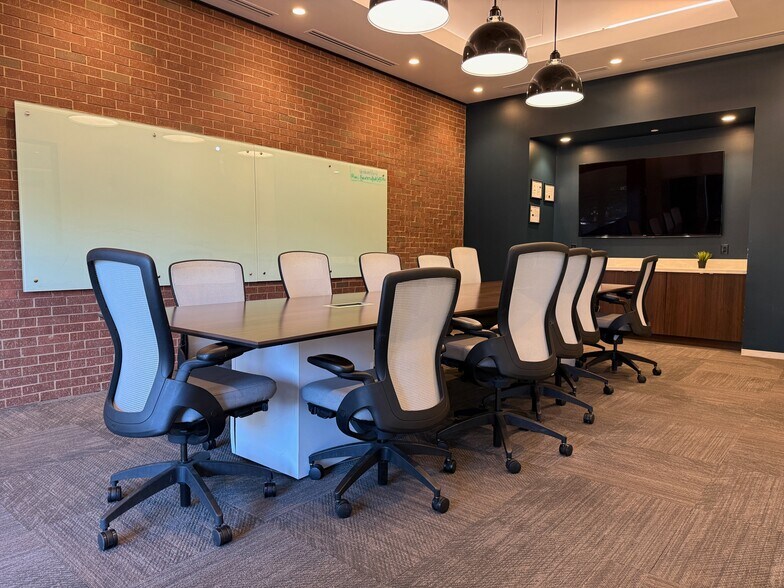 22211 W Interstate 10, San Antonio, TX à louer - Photo intérieure – Image 1 sur 10