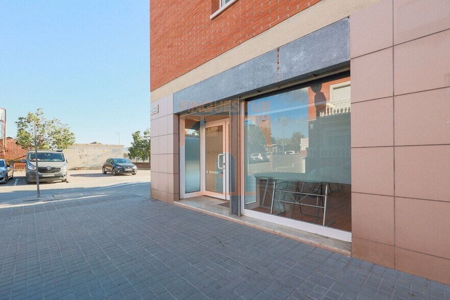 Immeuble residentiel dans Premià de Dalt, Barcelona à vendre - Photo intérieure – Image 2 sur 4