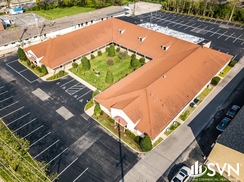 2134 Nicholasville Rd, Lexington, KY à louer - Photo de l’immeuble – Image 2 sur 13