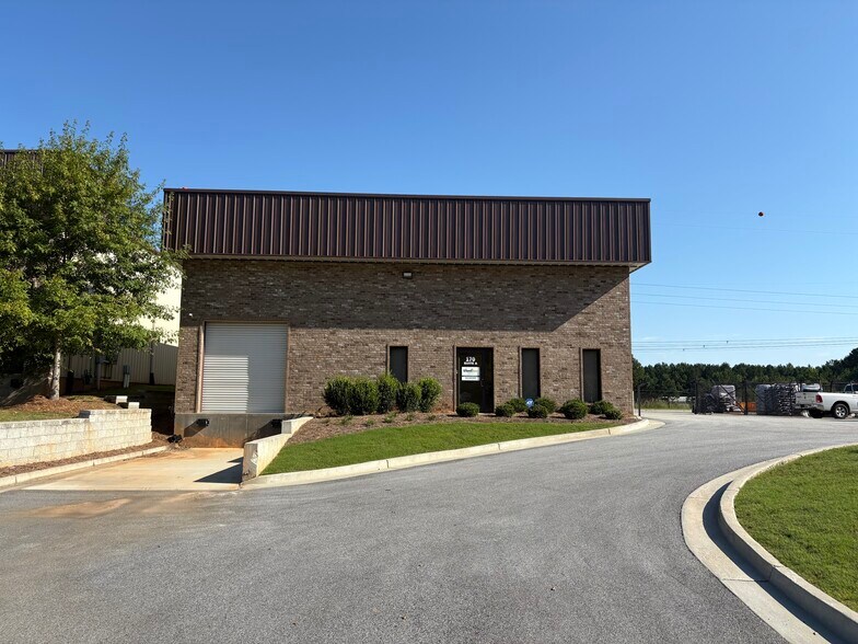 170 Promenade Pky, Fayetteville, GA à louer - Photo de l’immeuble – Image 2 sur 3