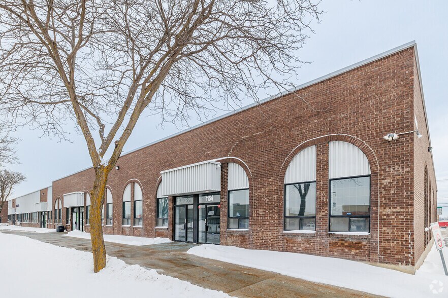 1100-1154 Rue Berlier, Laval, QC à louer - Photo de l’immeuble – Image 2 sur 4