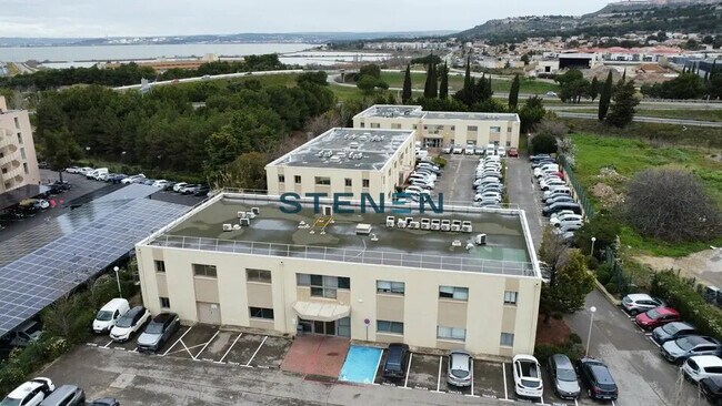 Plus de détails pour Bureau à louer