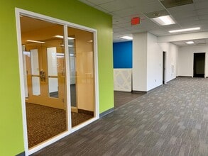 575 S Charles St, Baltimore, MD à louer Photo intérieure– Image 2 sur 8