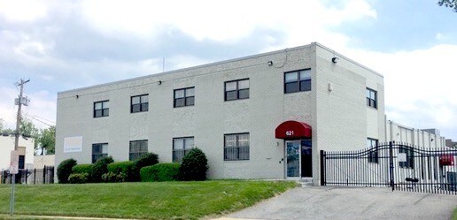 621-641 Lofstrand Ln, Rockville, MD à louer - Photo de l’immeuble – Image 3 sur 11