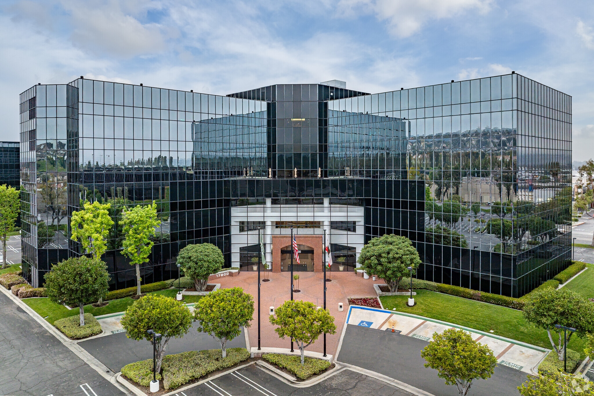 17800 Castleton St, City Of Industry, CA à louer Photo principale– Image 1 sur 10