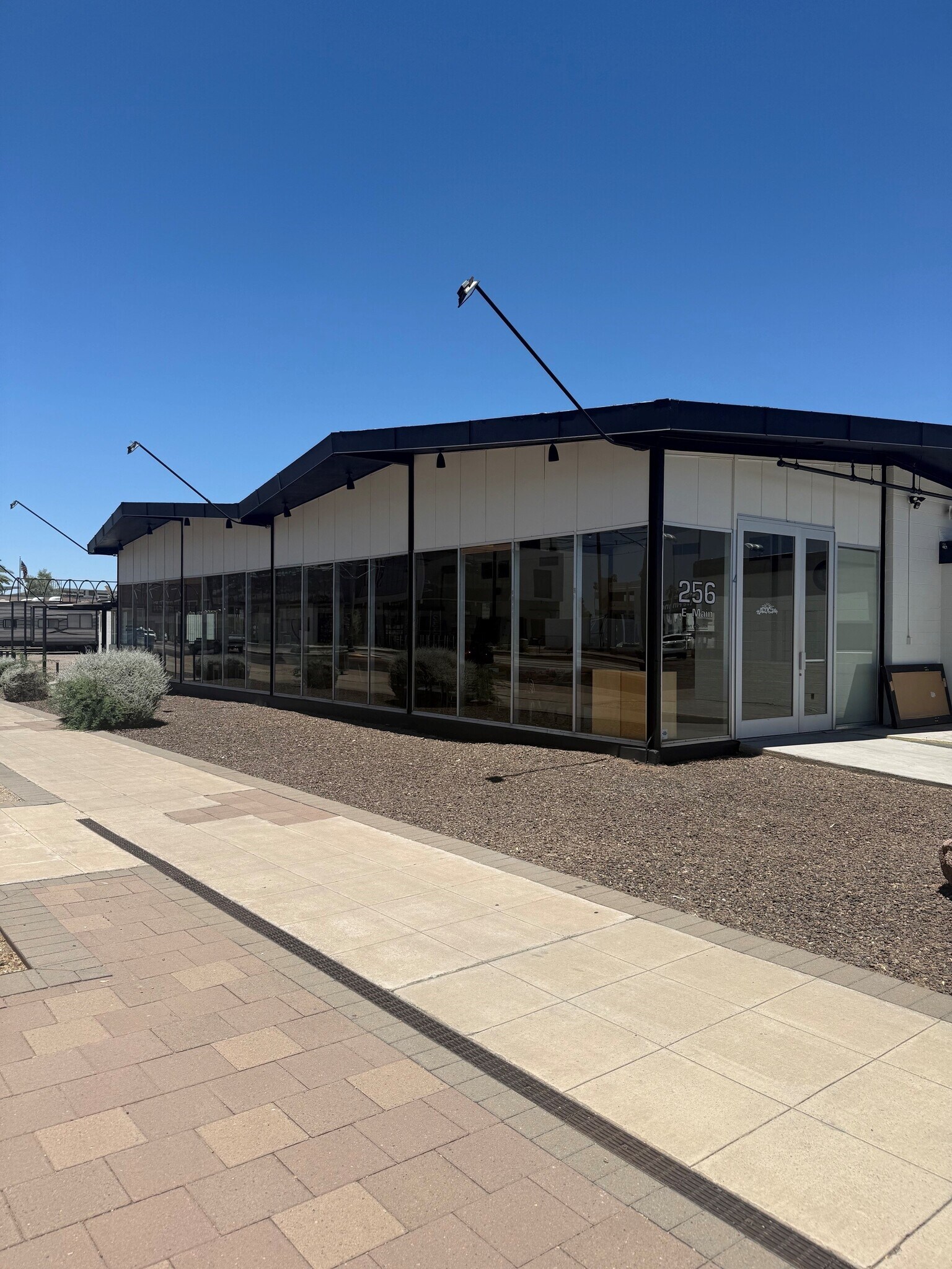 256 E Main St, Mesa, AZ à louer Photo principale– Image 1 sur 10