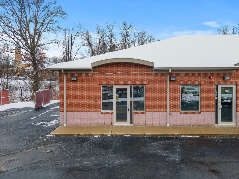 453 Valley Brook Rd, Canonsburg, PA à louer - Photo de l’immeuble – Image 2 sur 10