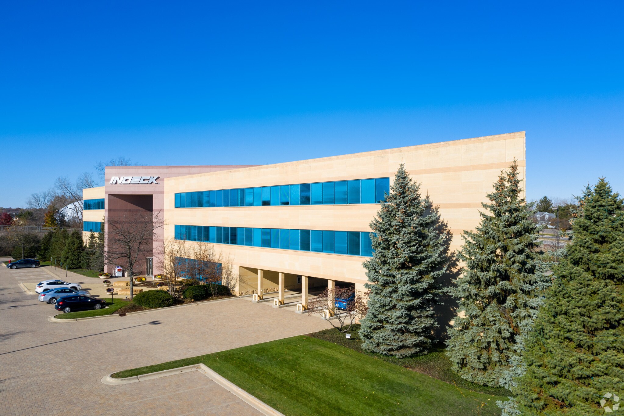 600 N Buffalo Grove Rd, Buffalo Grove, IL à louer Photo de l’immeuble– Image 1 sur 11