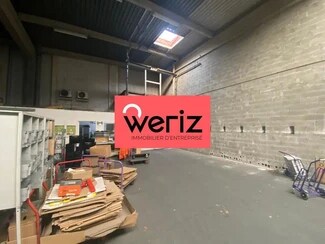 Plus de détails pour Local d'activités à louer