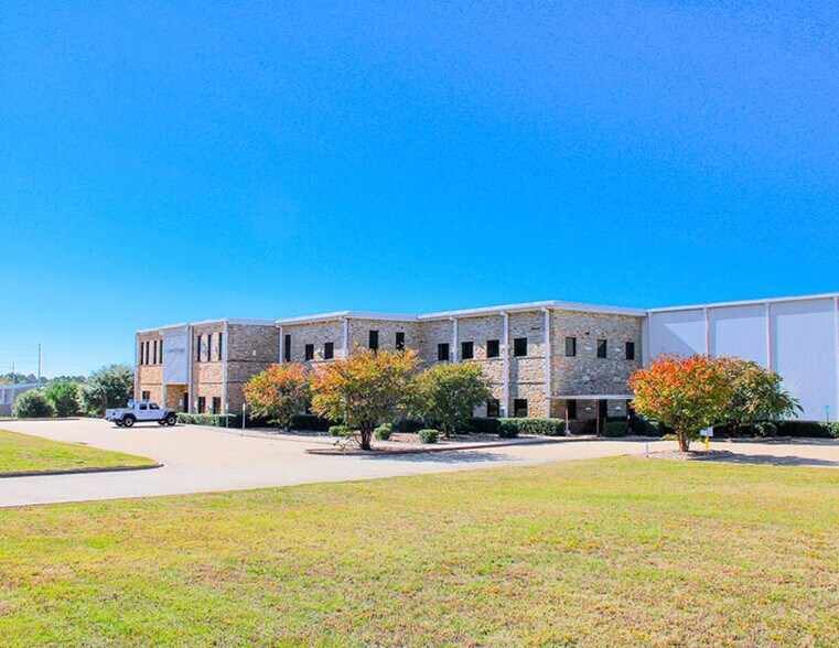 2811 Robert Cargill Dr, Longview, TX à vendre - Photo de l’immeuble – Image 2 sur 4