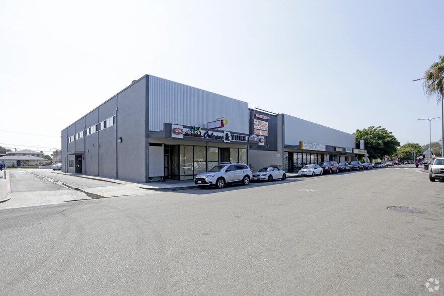 3860 Crenshaw Blvd, Los Angeles, CA à louer - Photo de l’immeuble – Image 2 sur 3