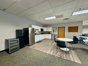 2900-2922 S Falkenburg Rd, Riverview, FL à louer Photo intérieure– Image 1 sur 6